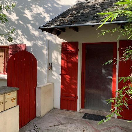 Ferienwohnung Chez Christine Rodez Exterior foto