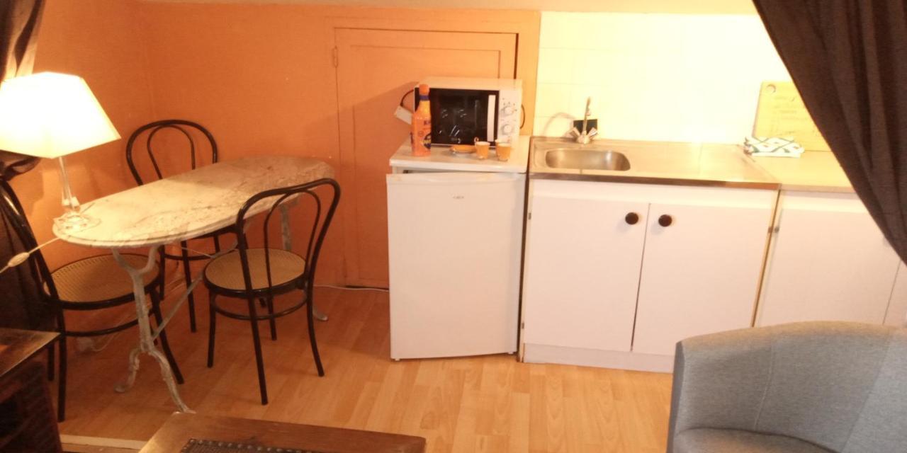 Ferienwohnung Chez Christine Rodez Exterior foto
