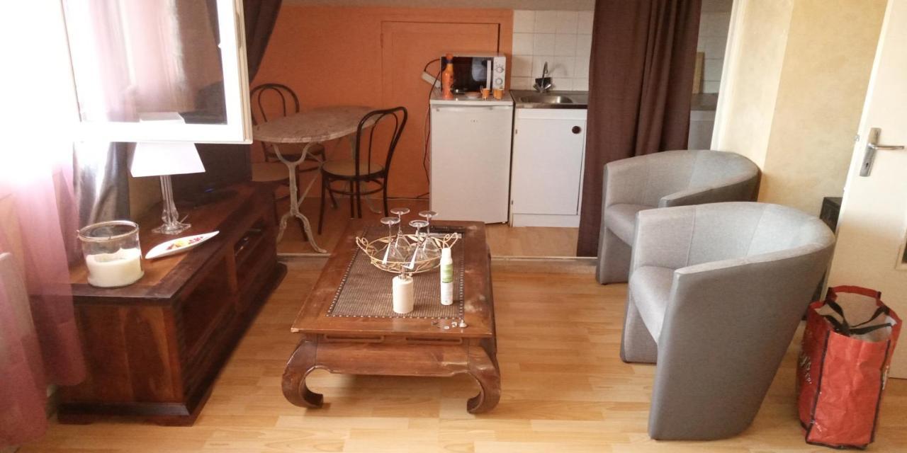Ferienwohnung Chez Christine Rodez Exterior foto